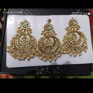 Nagine Bella Earing Zinc Gold Pleated White Jewel