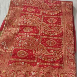 Silk Saree With Beautiful Aanchal