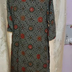 I M Selling Straight Kurta