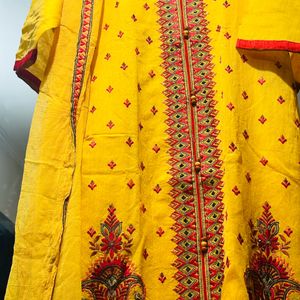 Embroidered Chanderi Suit