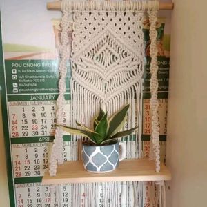 Indoor Wall Hanging Shelf (1 Piece)