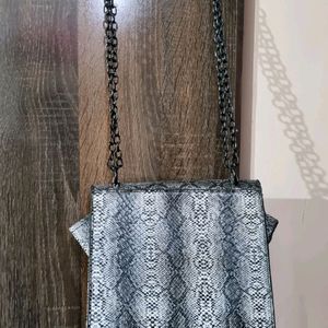 Esbeda Snake Skin Print Sling Bag