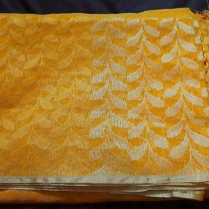 💛Gorgeous Jamdani Handloom Saree In Yellow Clr