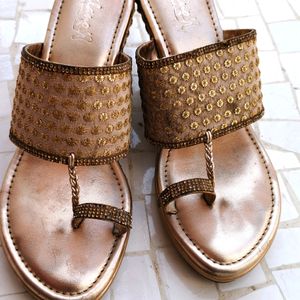 Wedding Hills Chappal For Women