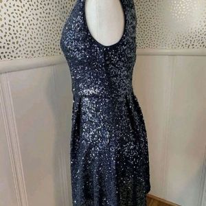 FOREVER 21 Medium Midnight Blue Sequin Prom/Cockta