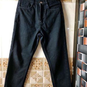 Jet Black Boyfriend Fit Jeans (NewJeans)