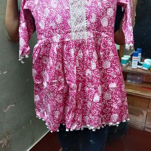 Short Kurti