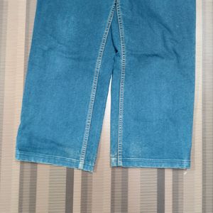 V-68 Size-28 Straight Women Denim Jeans