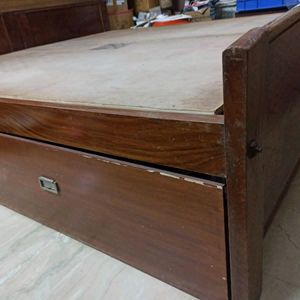 Double Bed/Box Bed (SELF PICKUP ONLY)