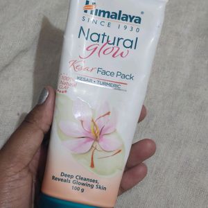 Himalaya Natural Glow