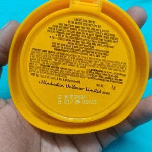 Lakme Sun Compact With SPF 40