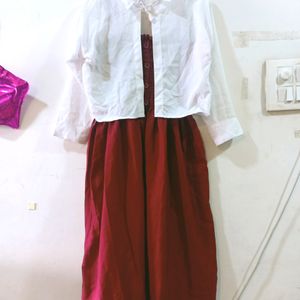 Classic Dress With Short Shirt