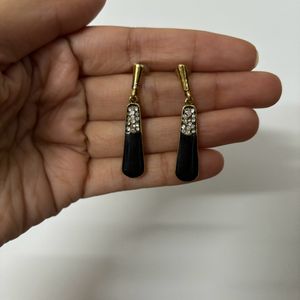 Earrings (Black & Golden Colour)