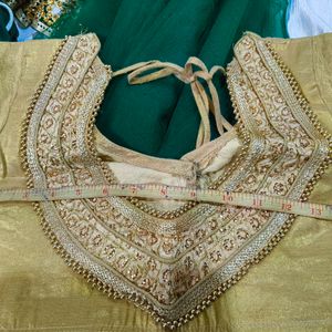 🔥SALE🔥 Green Net Saree - Fullset New✨