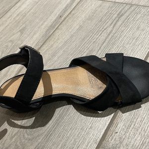 Black Strappy Flats