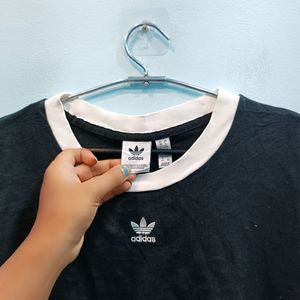 🇬🇧 Adidas Originals Imported Tshirt