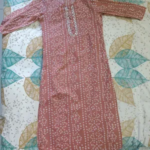 Varanga Peach Coloured White Bandhani Kurta