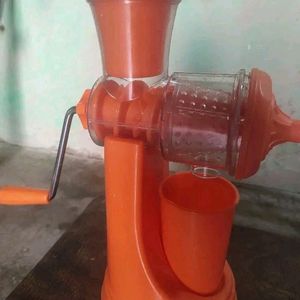 Manual Hand Fruit Juicer with Steel Handle