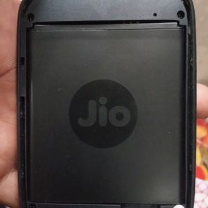 JioFi 4G Hotspot M2S 150 Mbps Jio4G Portable Wi-Fi