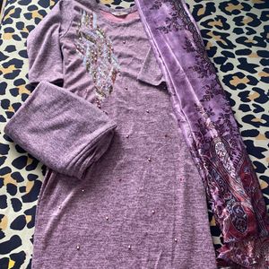 WOLLEN KURTHA SET WITH VELVET DUPATTA🍇