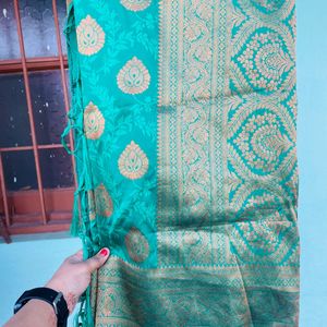 🎉Offer Accepted 🎉Boarder Saree With Blouse