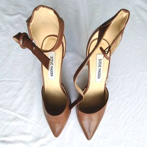 Brown Heels (Women's)