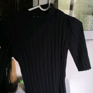 Ribbed Black Crop Top Turtle Neck