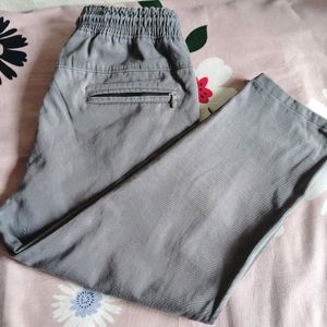 Short Nikkar For Boys. Size Issue So I Want To Sel