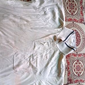 Kingsons White T-Shirt Used