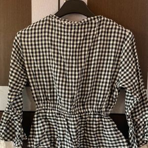 Black And White Top In New Condition