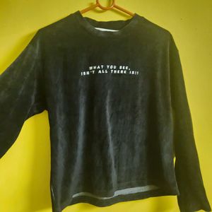 VELVET BLACK T-shirt