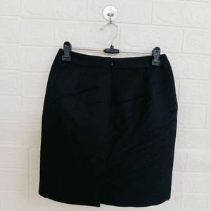 BLACK MINI SKIRTS