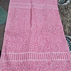 Cotton  Hand  Towel Combo Of 4(2 Medium,2small)