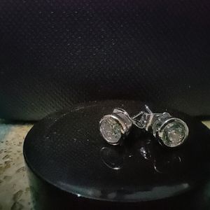 Diamond Stud Earrings (Unused)