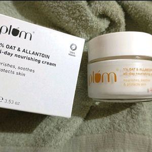 1% oats & allantoin all-day nourishing cream