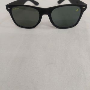 Fastrack Wayfarer Sunglasses ( BLACK)