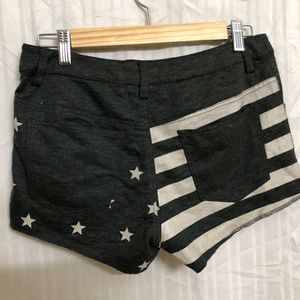 Hana+ Black And White Stars Shorts