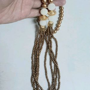 Golden white beads necklace ❤