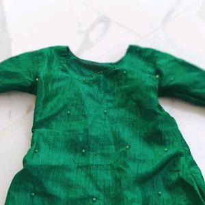 Green Kurti And Polaroid Pictures