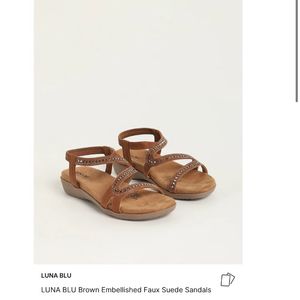 Brown Sandals (Women’s)