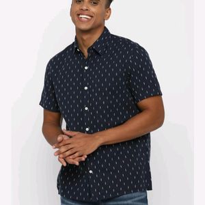 Men Micro Print Shirt With Patch Pocket