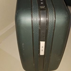 Vip Aleza Suitcase