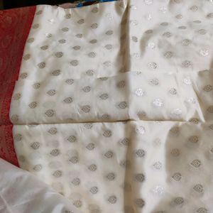 A Beautiful Weaving White Red Silk Saree