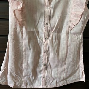 New Cute Pink Ruffle Top Size S