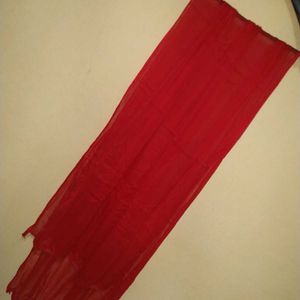 Red Dupatta