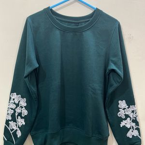 Tokyo Talkies Green Embroidered Sweatshirt