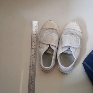 White School shoes , used , 7 inches length