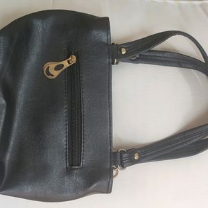 Black Hangbag