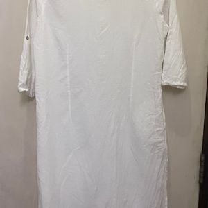 White Kurta By Aurelia