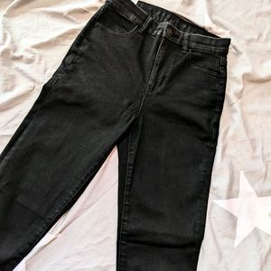 Z-Black Jeans